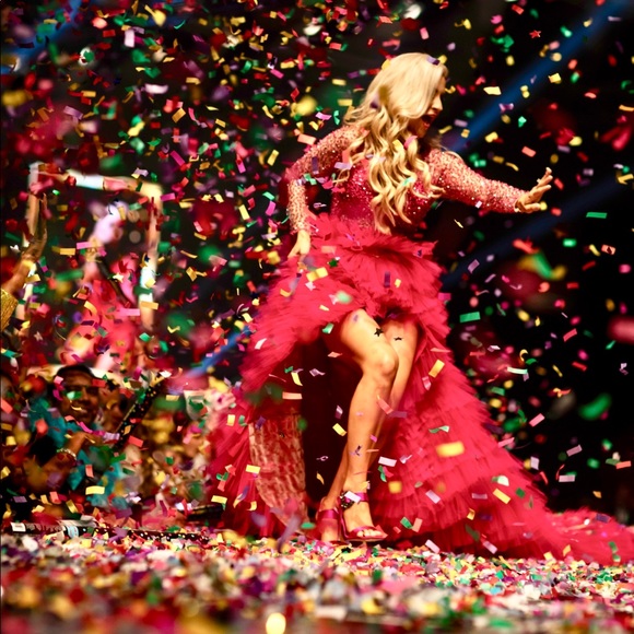 Meet your Posher, Kerri - Picture 2 of 4